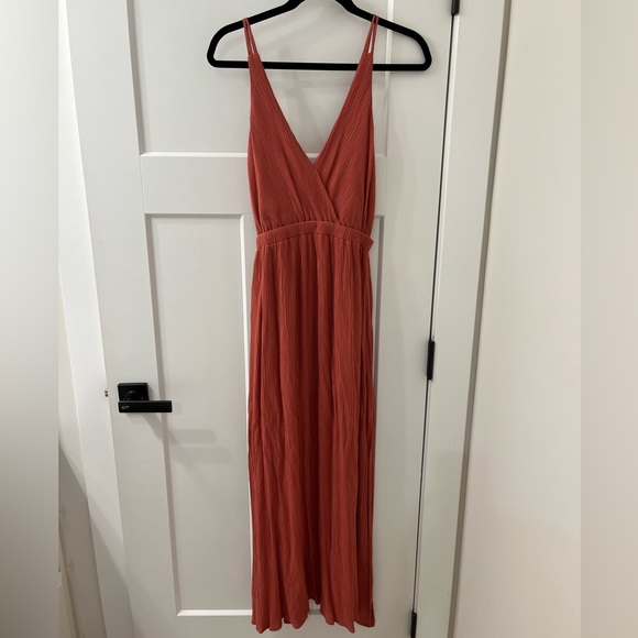 Lulu’s Lost in Paradise Maxi Dress - Picture 7 of 8